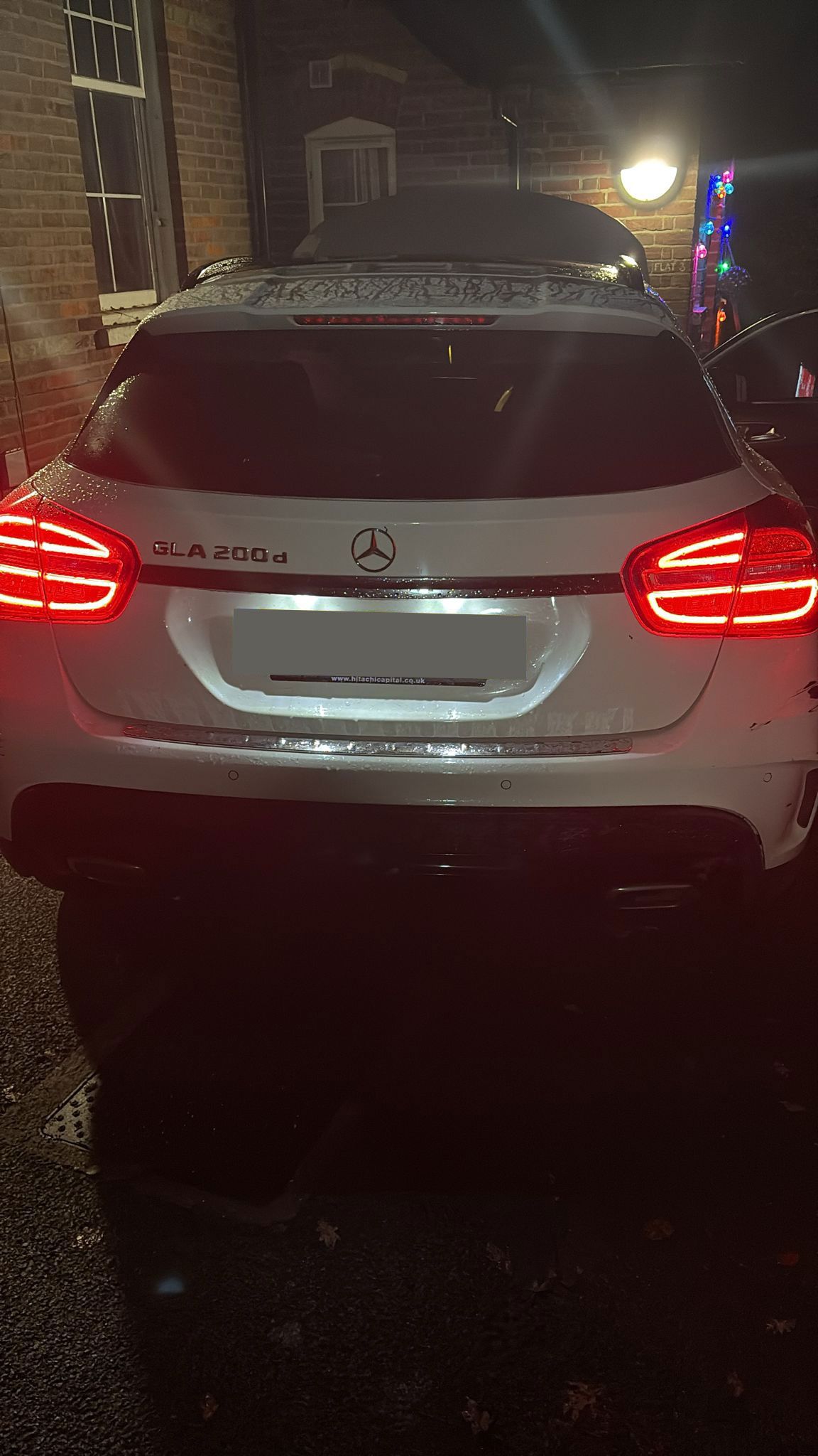 Mercedes GLA 200d undergoing DPF service.