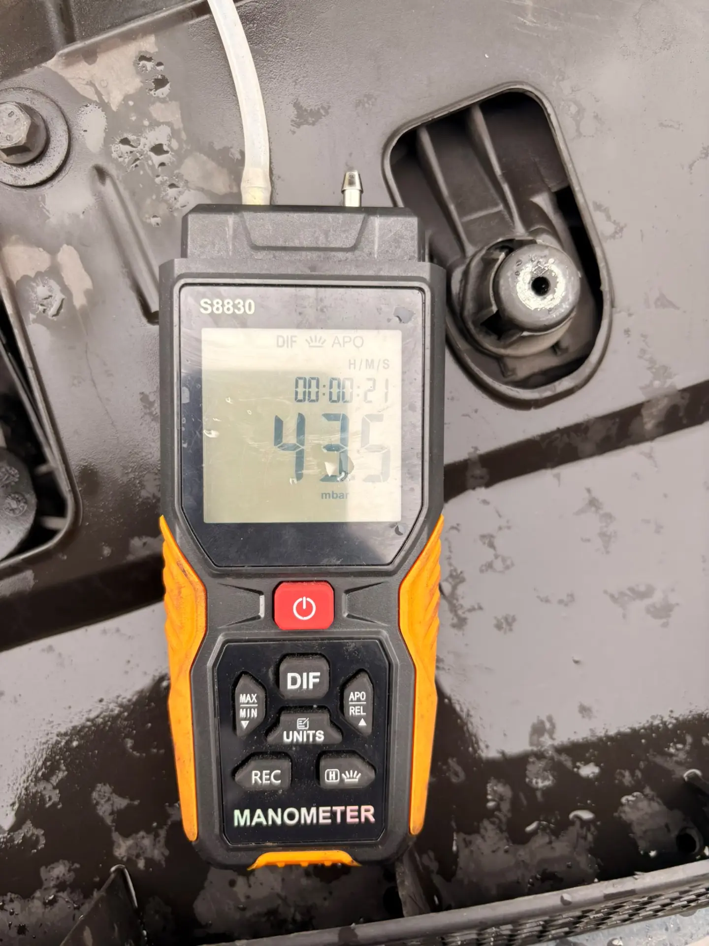 Thinkscan diagnostic tool displaying fault codes including steering angle sensor communication errors and control module power circuit issues.